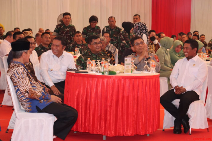 Wakapolda Banten Hadiri Lepas Sambut Danrem 064/MY