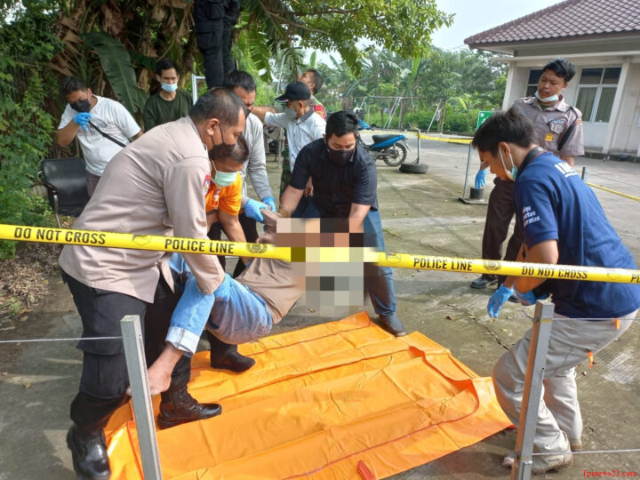 Nekat Gantung Diri