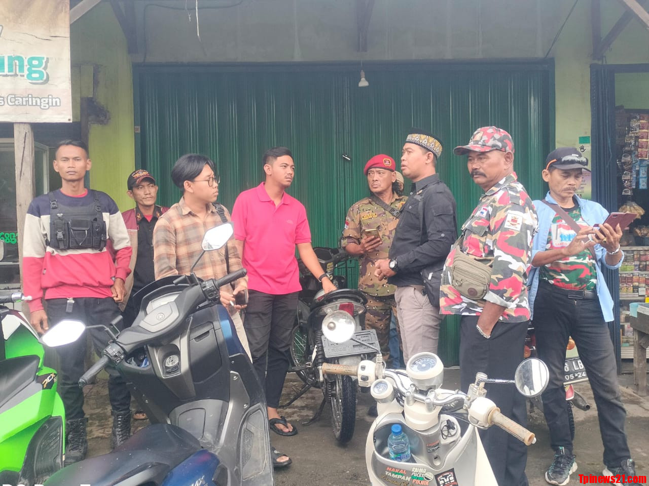 Forum 8 Ormas Bersatu Cisoka Meminta APH Menutup Kantor Matel Di Desa Caringin Cisoka